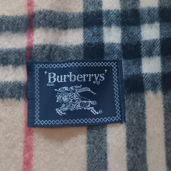 Burberrys Nova Check Wool Shawl Blanket Scarf Wrap ✨ - Picture 5 of 9